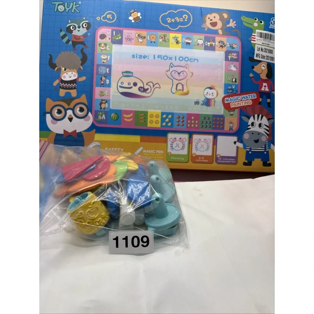 TOYK Magic‎ Water Painting Kit Mat Pen,Reusable Hand Eye Coordination  Pre-owned